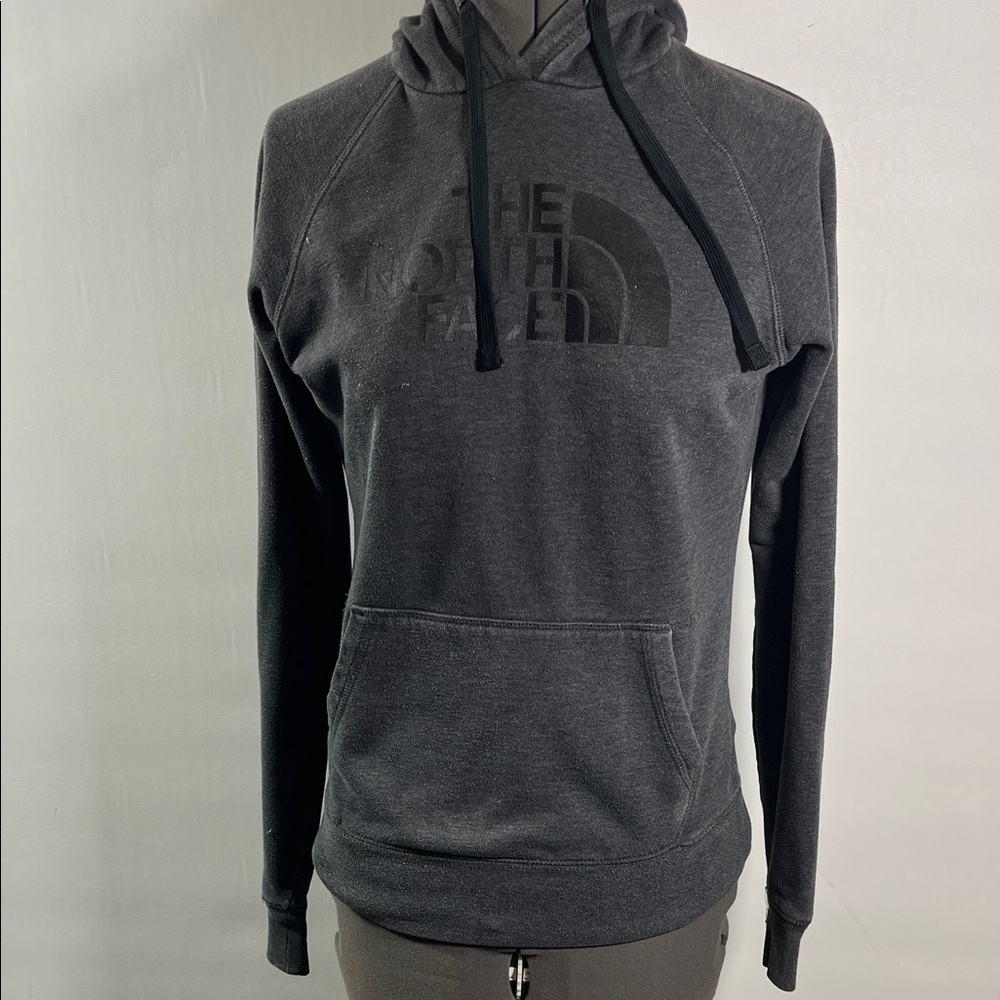 The North Face  Hoodie Women Size S/P Gray Front Logo Pockets Soft Comfy